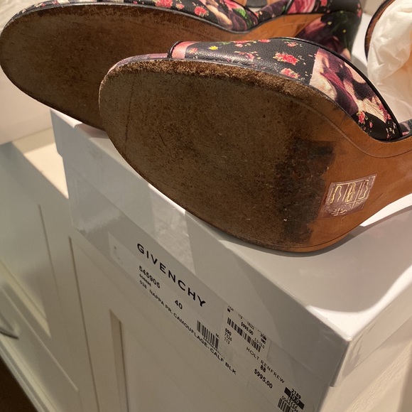 Givenchy floral camouflage print heels with shark lock size 40 - Picture 5 of 8